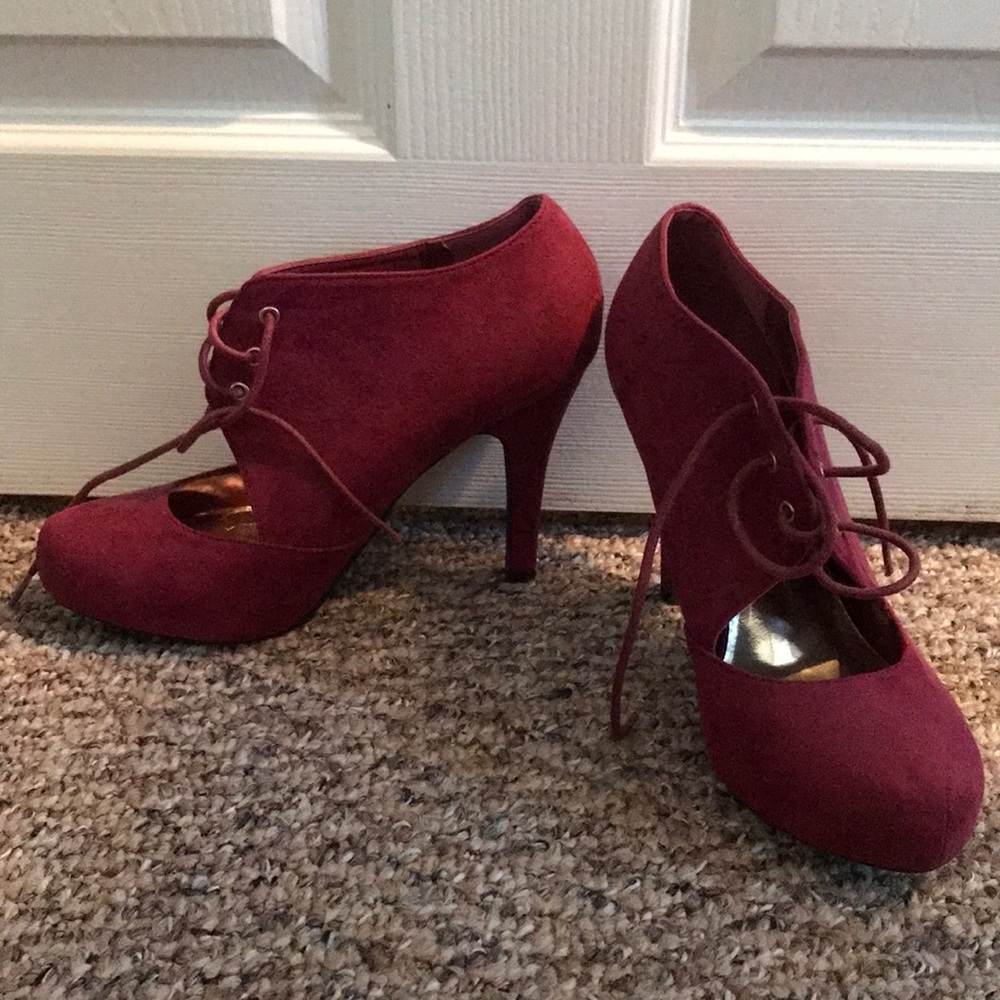 Maroon heels